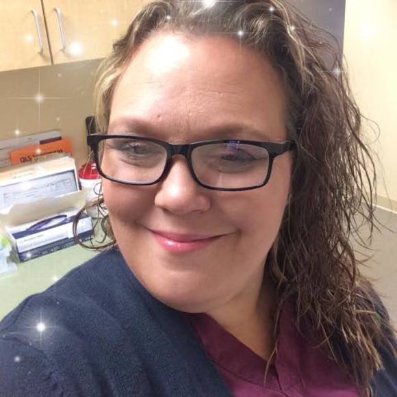 Meet your Posher, Amanda - Picture 1 of 1